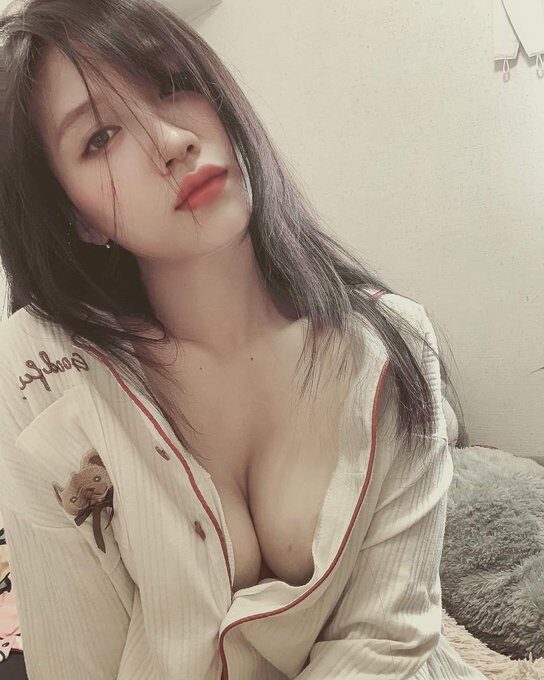 Nhung Xinh