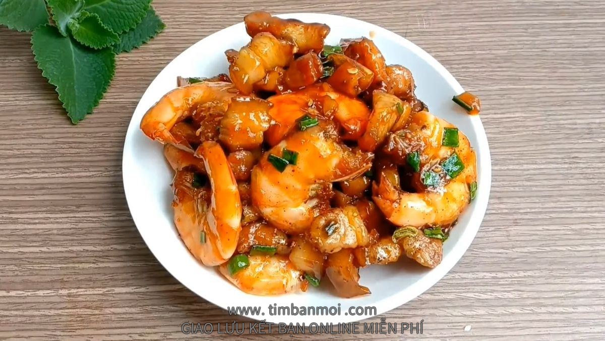 Tôm rim thịt ba chỉ