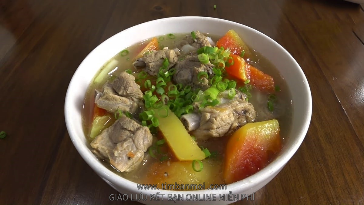 Sườn heo hầm đu đủ, Sườn bò hầm đu đủ