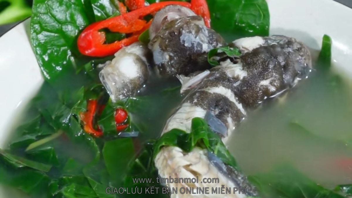 cá bớp nấu lá lốt