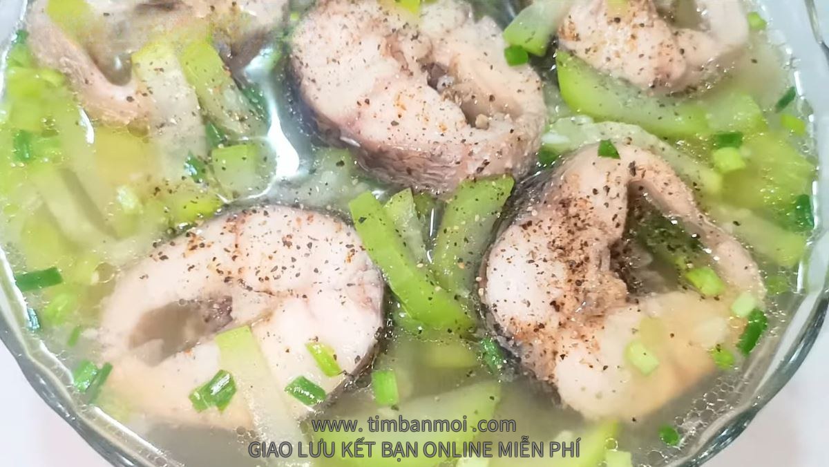 Cách làm cá lóc nấu canh bầu
