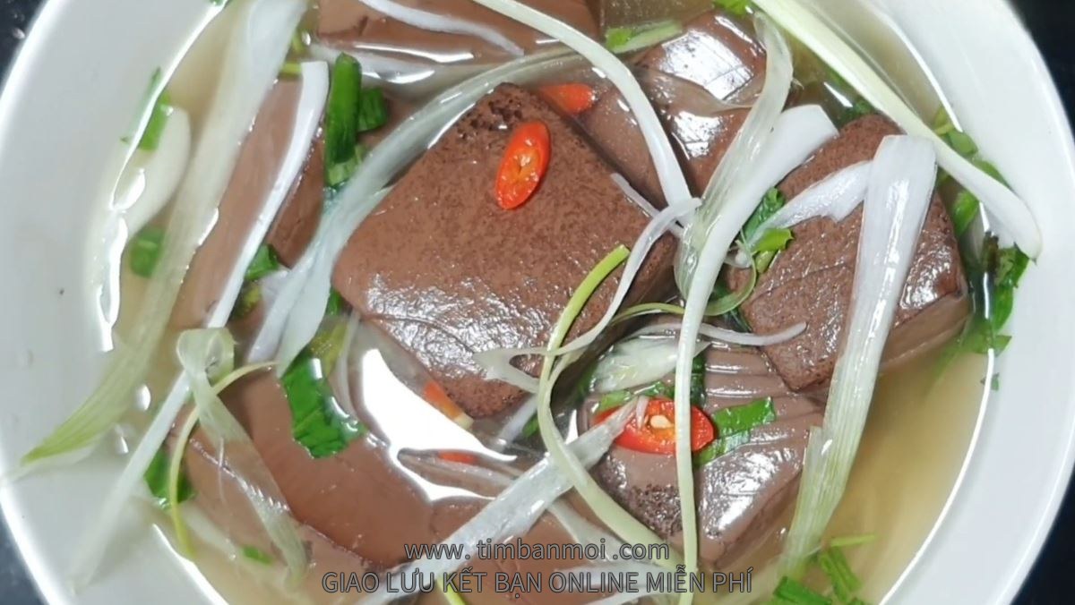 cách luộc tiết lợn