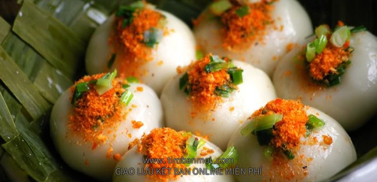 Bánh ít trần Huế nhân tôm