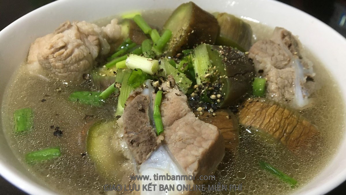 Canh cà tím nấu xương heo
