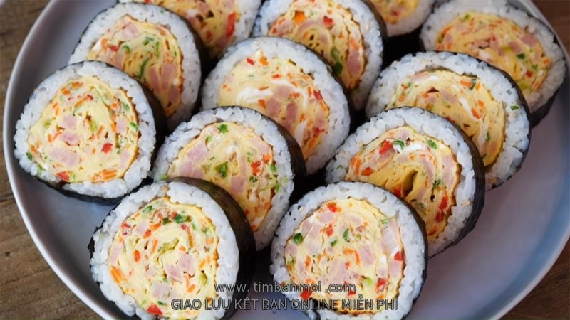 2 cách làm kimbap trứng chiên