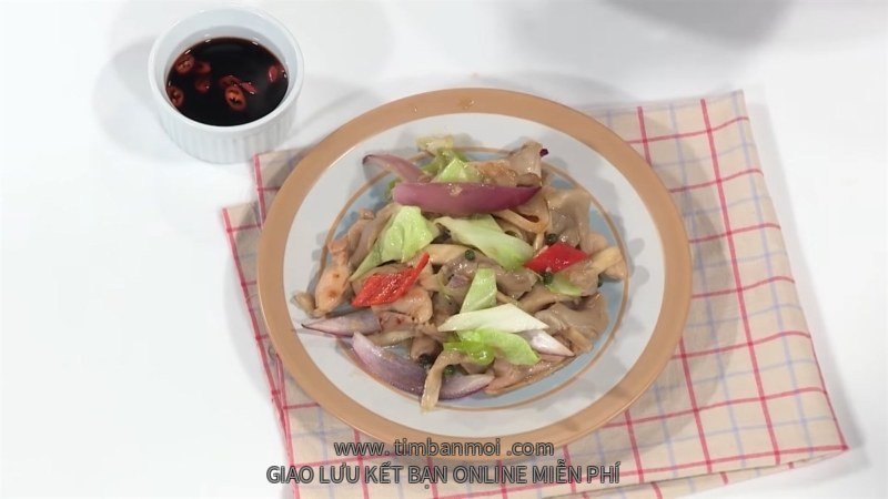3 cách làm gà xào nấm