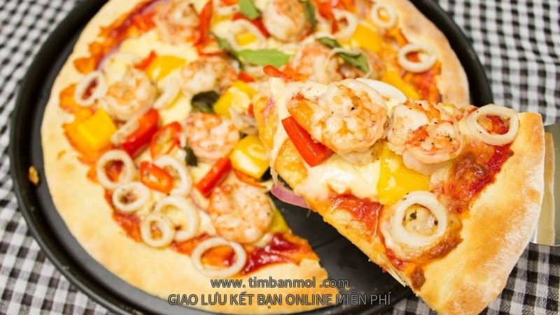 Pizza hải sản phô mai