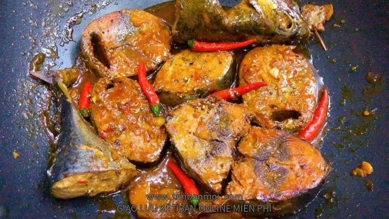 Cá ngừ kho
