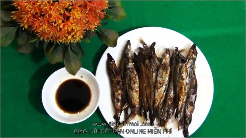Cá trứng nướng bằng nồi chiên không dầu