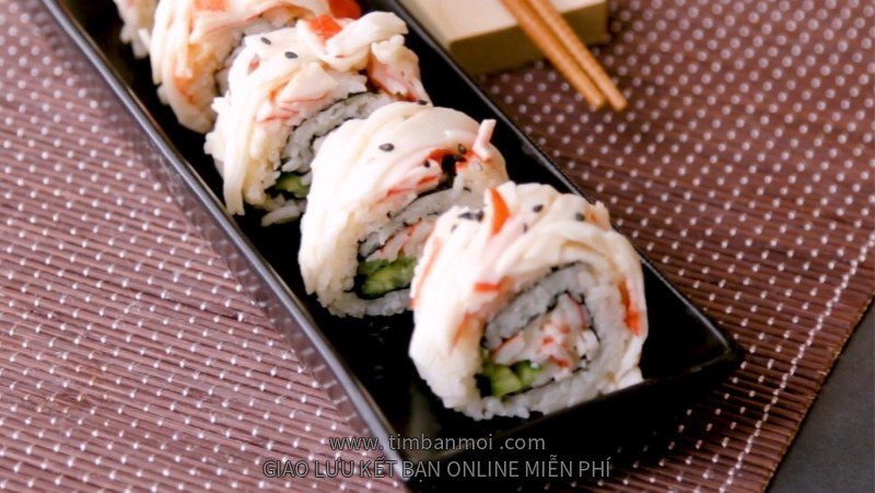 3 cách làm sushi thanh cua