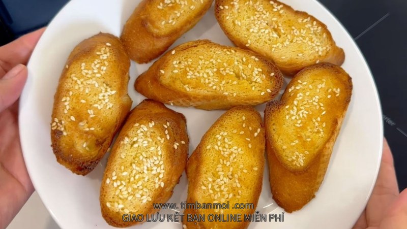 bánh mì nướng bơ sữa