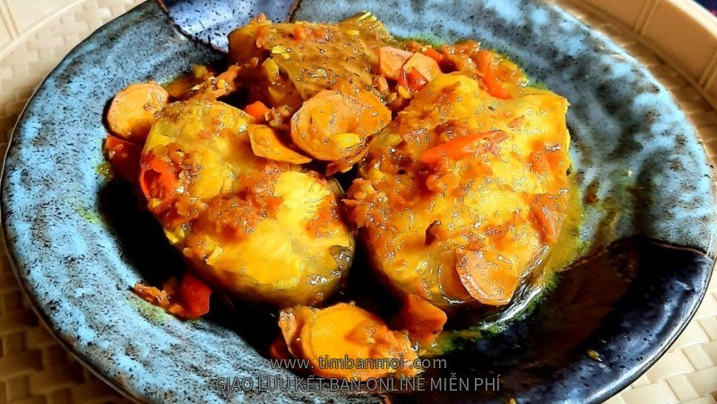 Cá trắm kho nghệ