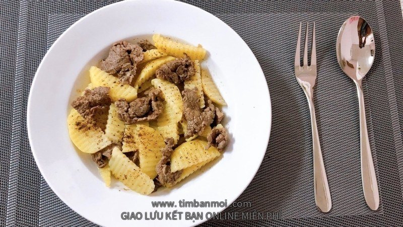 2 Cách làm thịt bò xào khoai tây