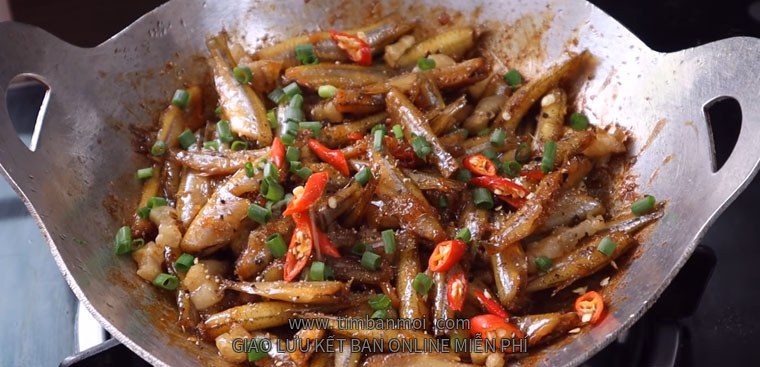 Cá lòng tong kho tiêu