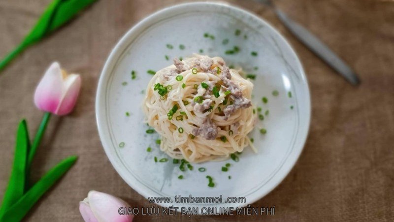 Mì Ý sốt cream cheese bò nấm