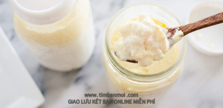 Sữa chua từ nấm sữa Kefir
