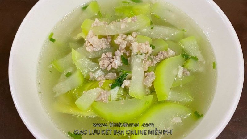 Canh bầu thịt băm