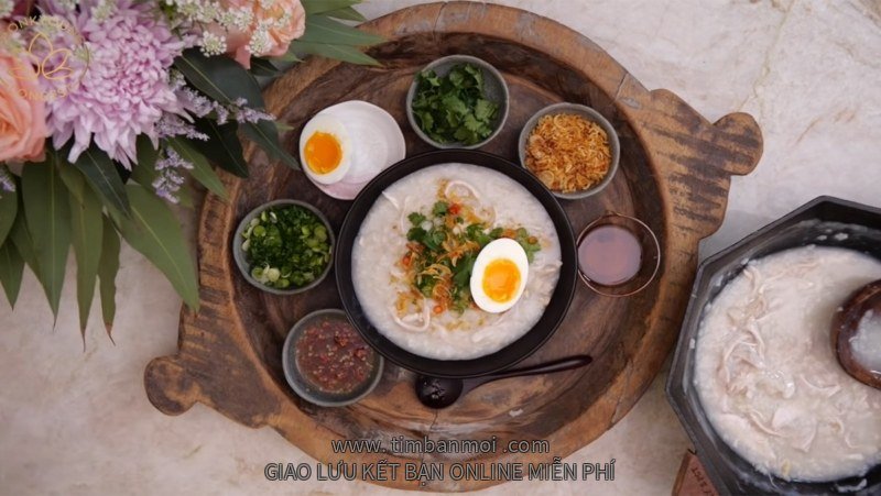 Cháo gà xé phay