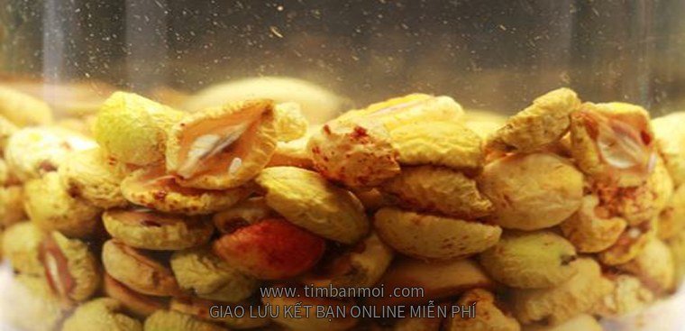 Cách ngâm rượu táo mèo