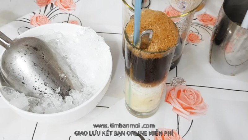 Cà phê sữa đá