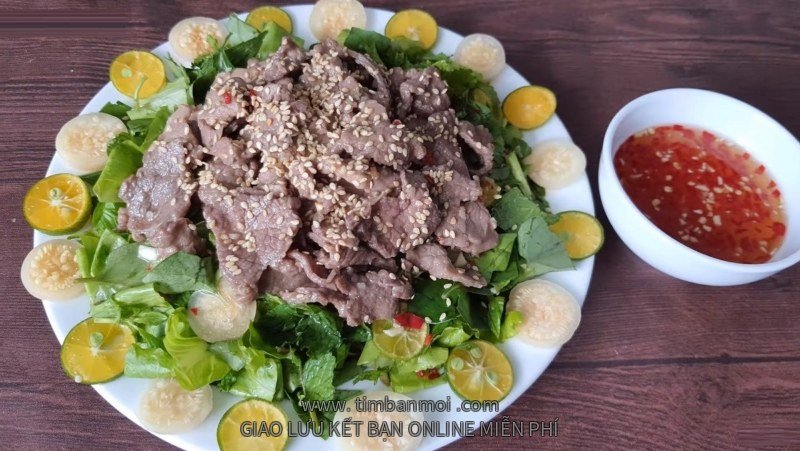 Gỏi bò cà pháo