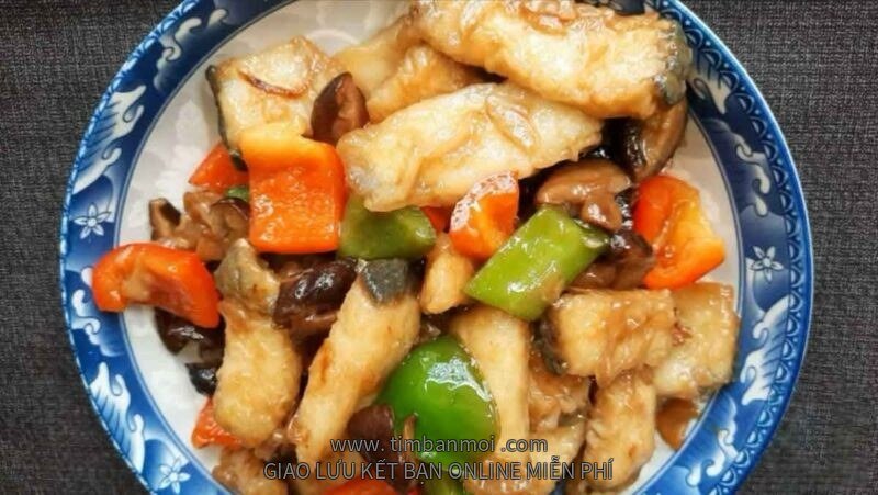 Cá tầm xào