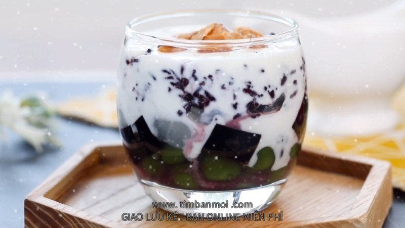 Chè nếp cẩm sữa chua