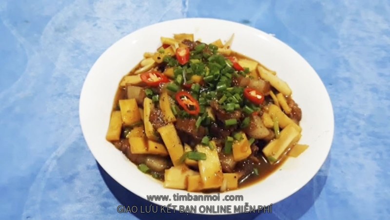 Củ hủ dừa kho thịt