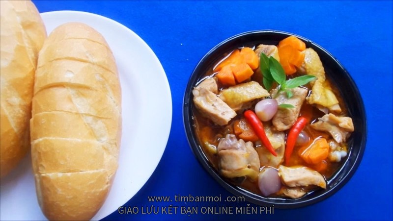 3 cách làm thịt gà nấu cá mòi hộp