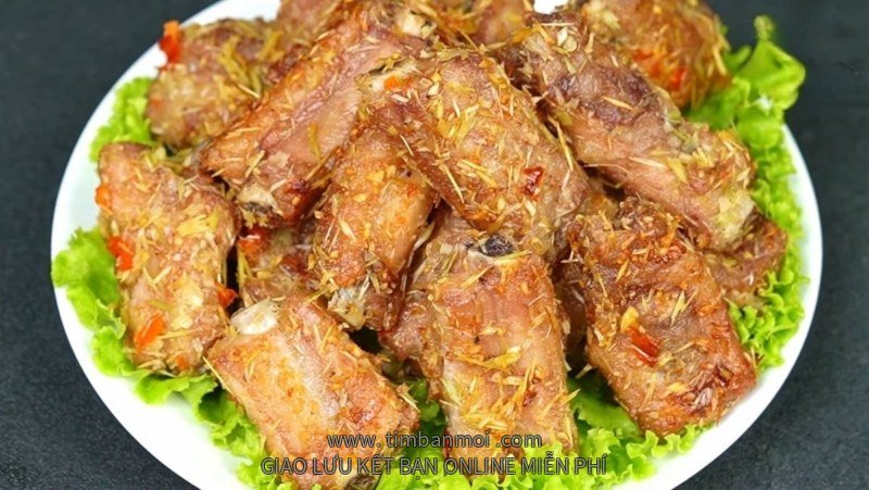 Bí quyết làm sườn muối sả chiên