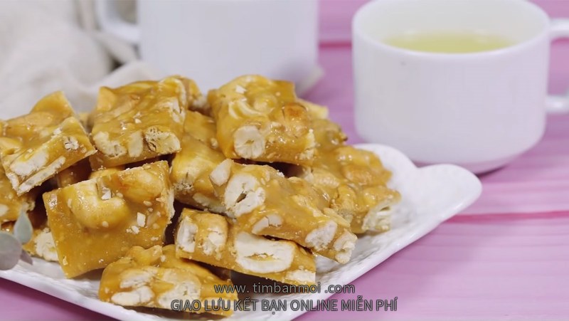 Kẹo hạt điều