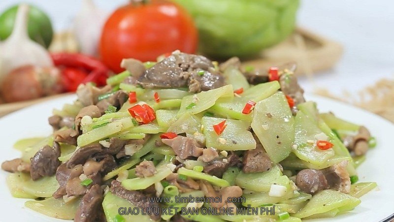 2 cách làm su su xào thịt