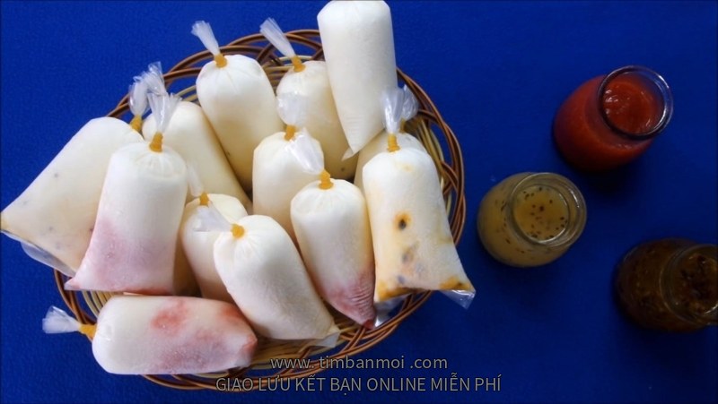 Sữa chua trái cây tươi