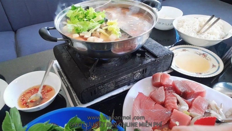 Lẩu cá ngừ đại dương