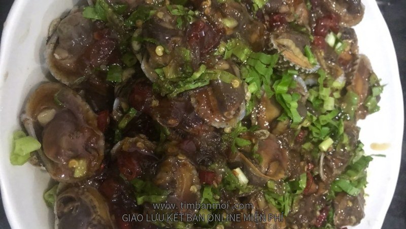Sò huyết sốt me