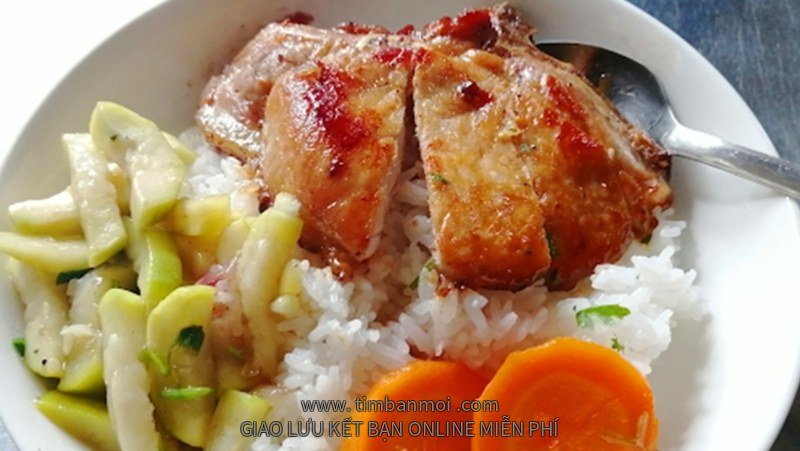 Cách làm sườn cốt lết chiên mật ong