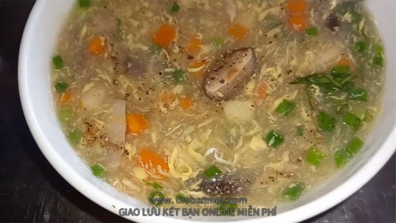 Súp gà hạt sen