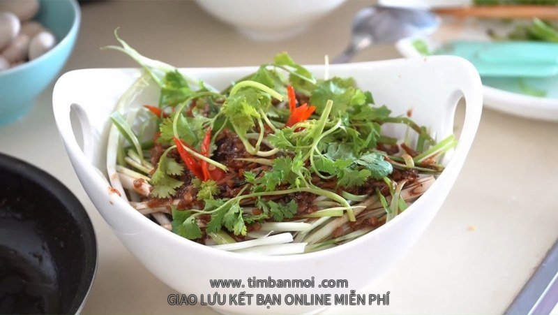 Cá song (cá mú) hấp gừng hành