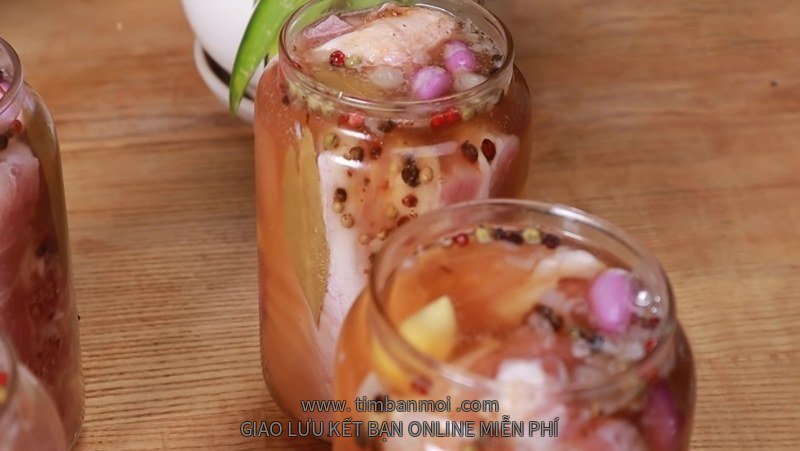 Thịt muối nước mắm
