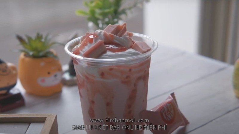 Kitkat phúc bồn tử đá xay, cam đá xay phúc bồn tử, chanh đá xay phúc bồn tử