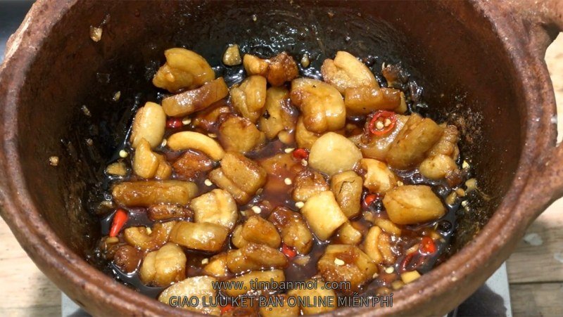 Tóp mỡ kho quẹt, tóp mỡ kho tiêu
