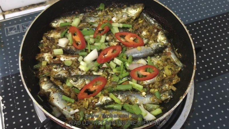 Cá linh kho sả ớt
