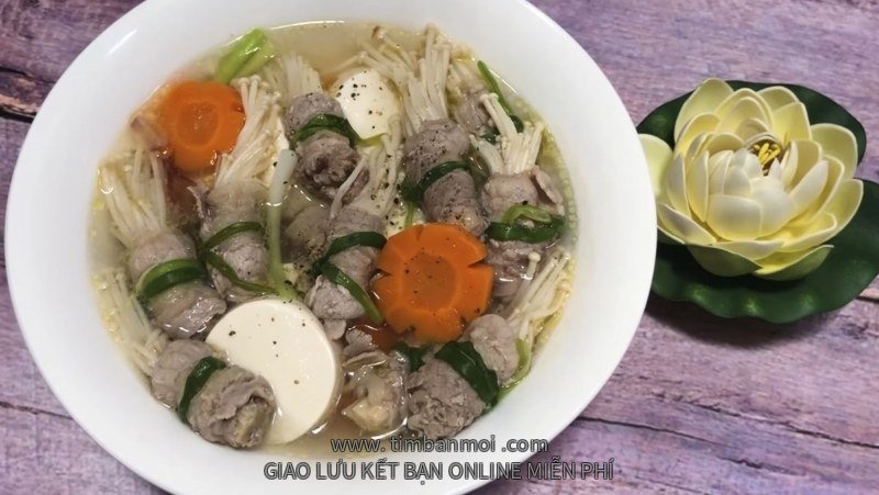 Cách nấu canh thịt bò nấu nấm kim châm đơn giản thơm ngon dễ làm