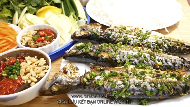 Cá nục nướng mỡ hành