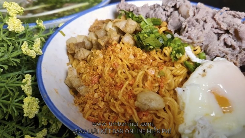 3 cách làm mì trộn muối ớt