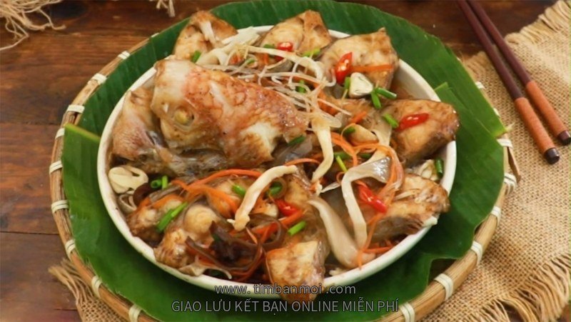 Cá diêu hồng hấp miến và hấp hành gừng