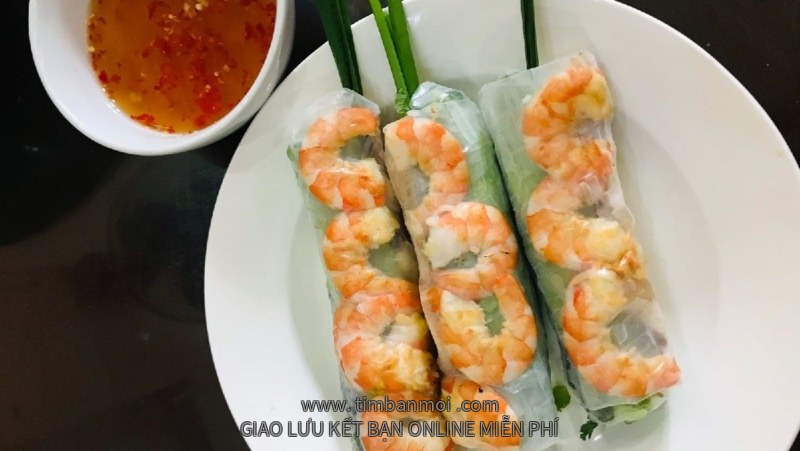 Gỏi cuốn tôm thịt